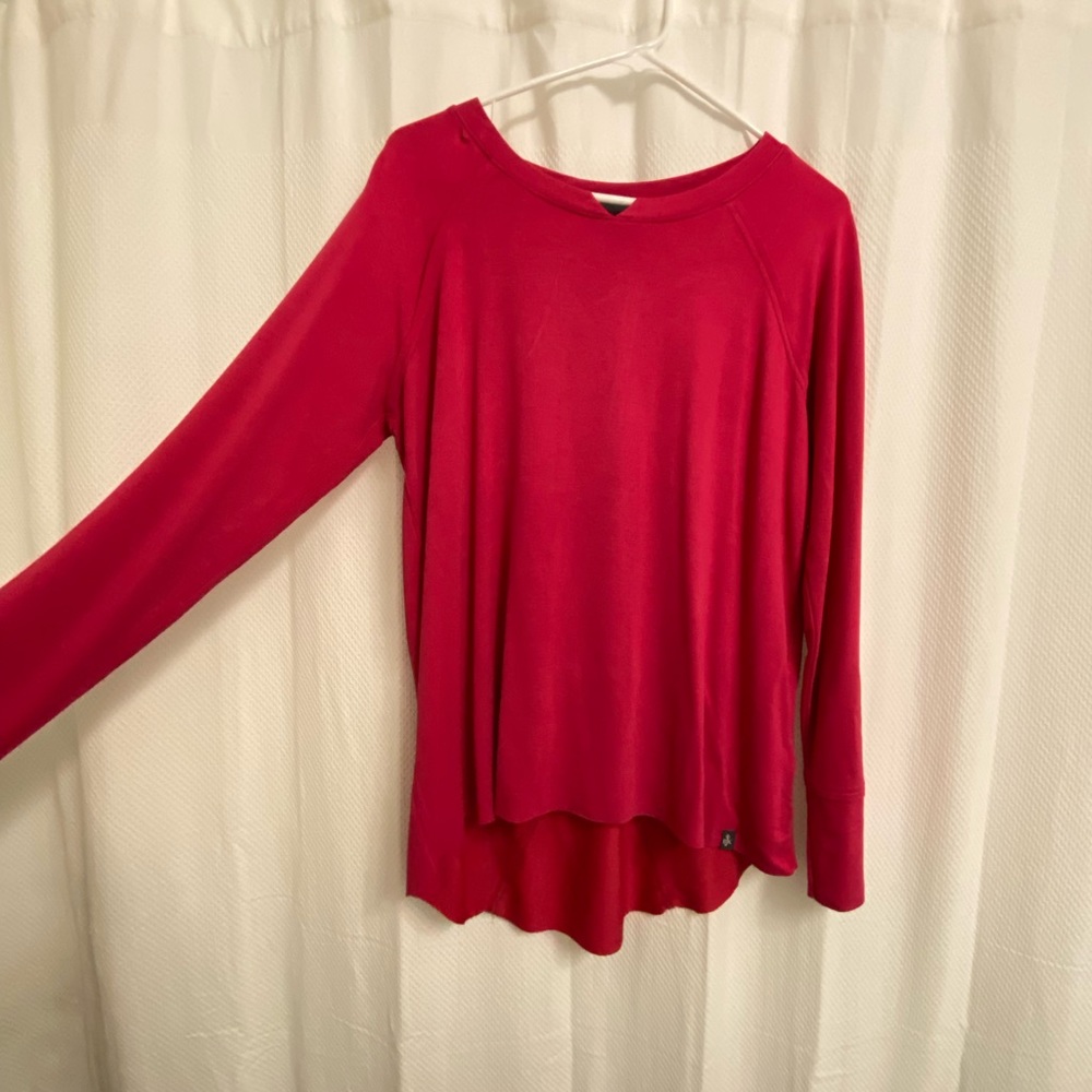 Lightly worn, long sleeve, bright pink, M